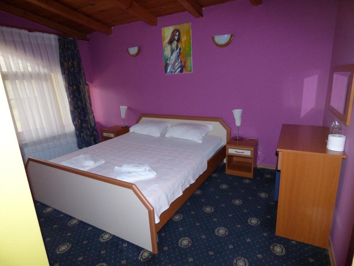 Kovanlika Hotel Razgrad Luaran gambar